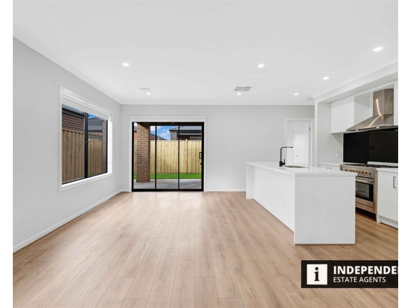 28  Bonito Street, Melton South VIC 3338