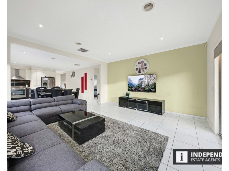 16 Hedgerow  Avenue, Brookfield VIC 3338