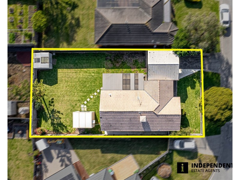 11 Annand Close, Cranbourne West VIC 3977