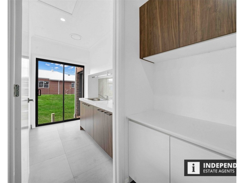 57 Aristides Crecent, Rockbank VIC 3335