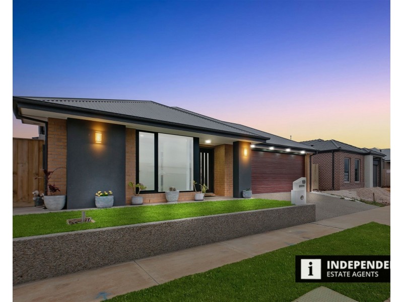 69 Hawkestone Street, Melton South VIC 3338