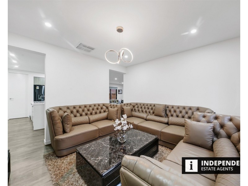 69 Hawkestone Street, Melton South VIC 3338