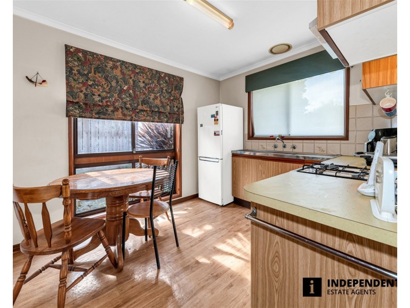 3/23 Princes Highway, Pakenham VIC 3810