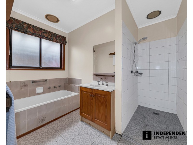 3/23 Princes Highway, Pakenham VIC 3810