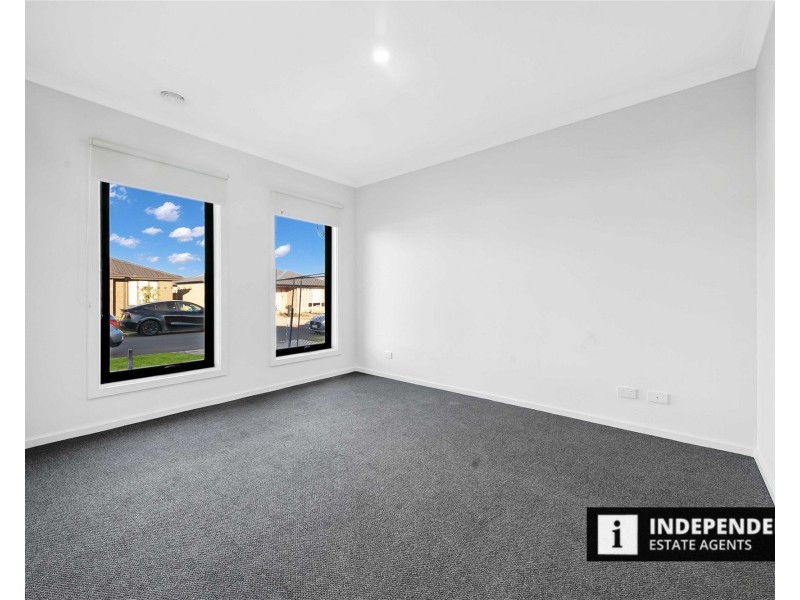 9 Solera street, Brookfield VIC 3338