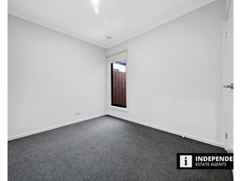 9 Solera street, Brookfield VIC 3338