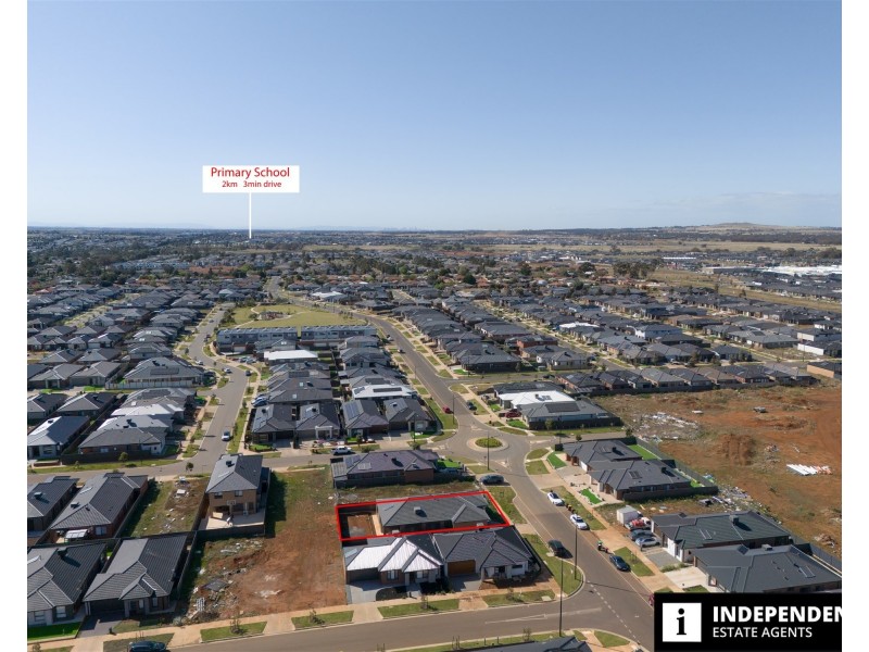 68 Walton Street, Melton South VIC 3338