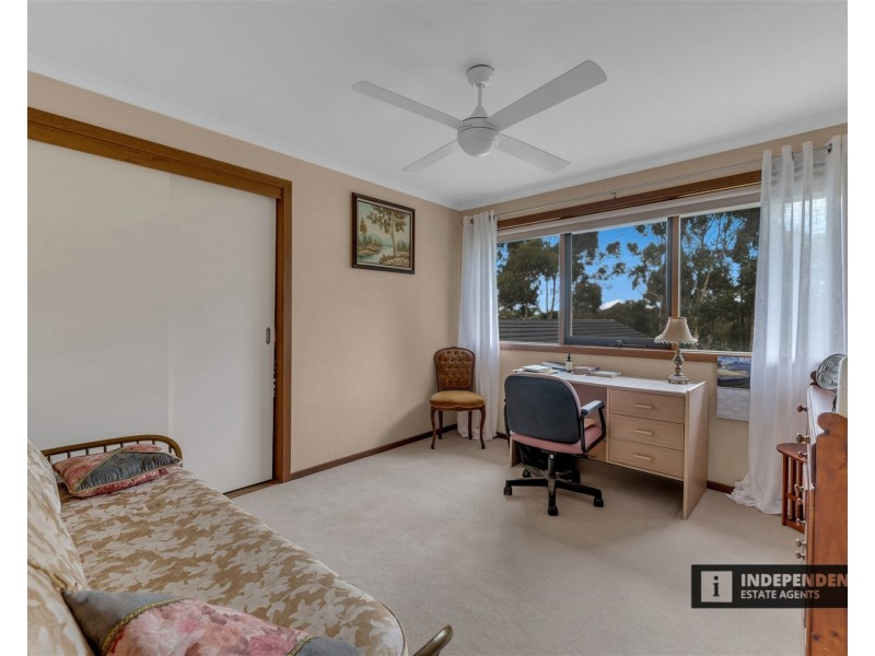 8  Kororoit Court, Kurunjang VIC 3337