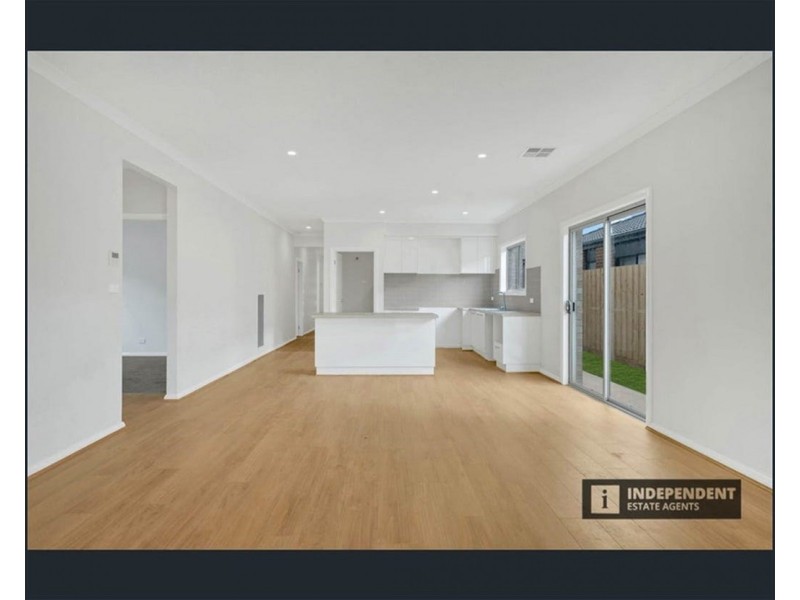 107 Albert Drive, Melton South VIC 3338