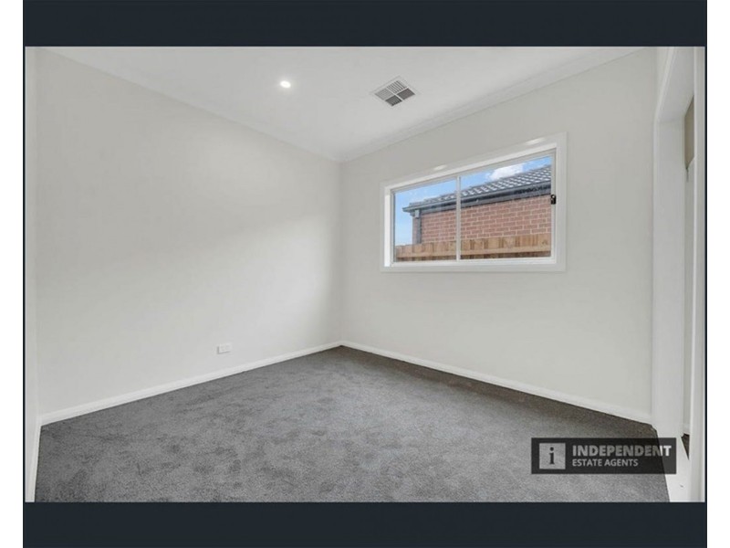 107 Albert Drive, Melton South VIC 3338