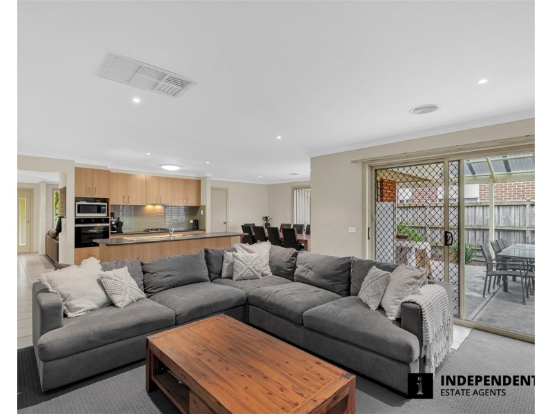 23 Donohue Street, Cranbourne East VIC 3977