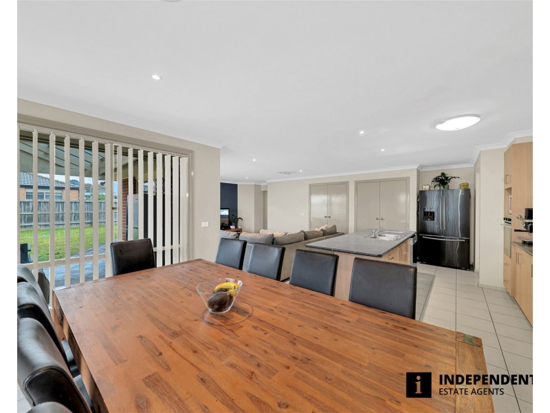 23 Donohue Street, Cranbourne East VIC 3977