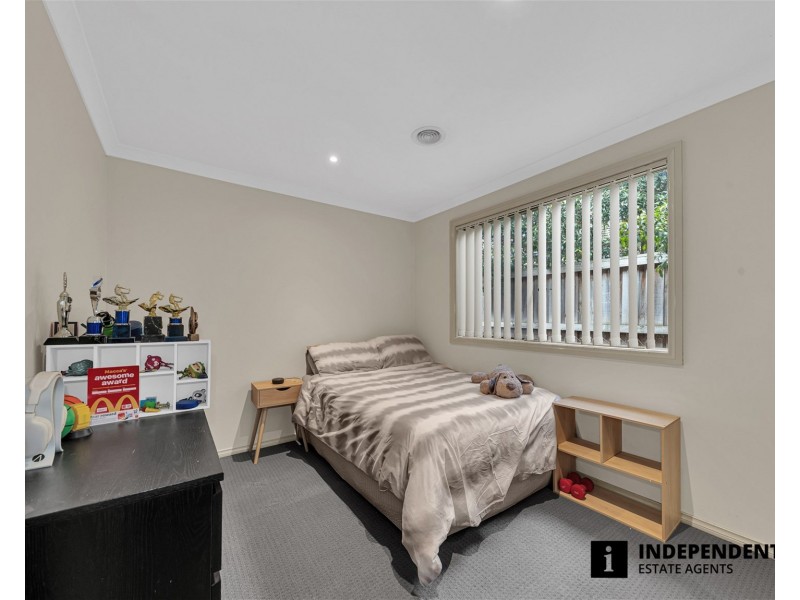 23 Donohue Street, Cranbourne East VIC 3977