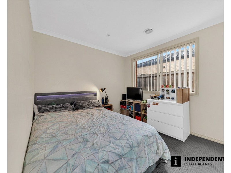 23 Donohue Street, Cranbourne East VIC 3977