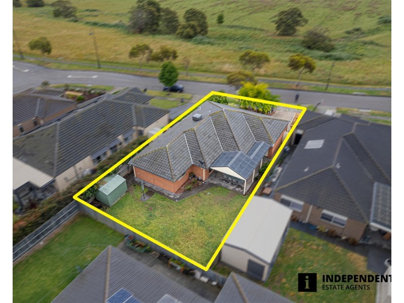 23 Donohue Street, Cranbourne East VIC 3977