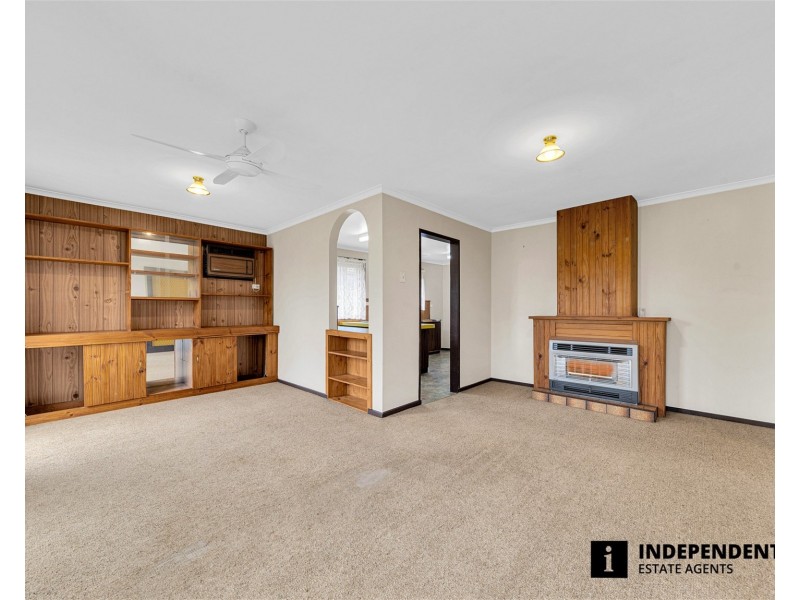 36 Marklin Street, Cranbourne VIC 3977