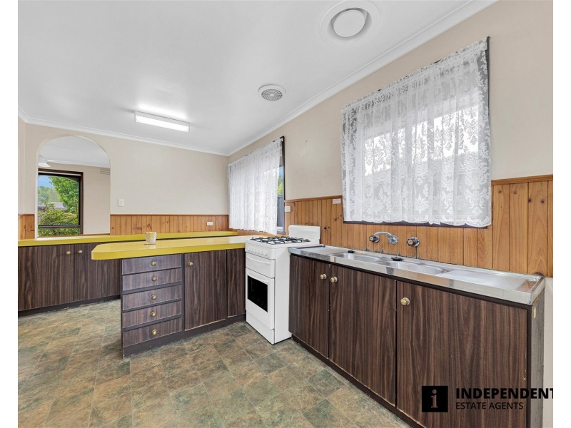 36 Marklin Street, Cranbourne VIC 3977