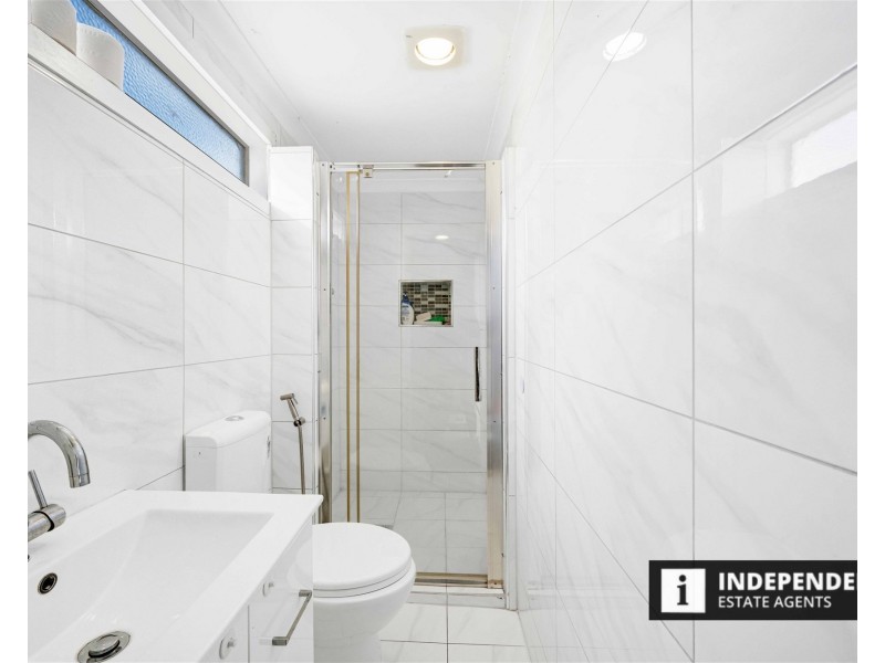 9 Garfield close, Melton South VIC 3338