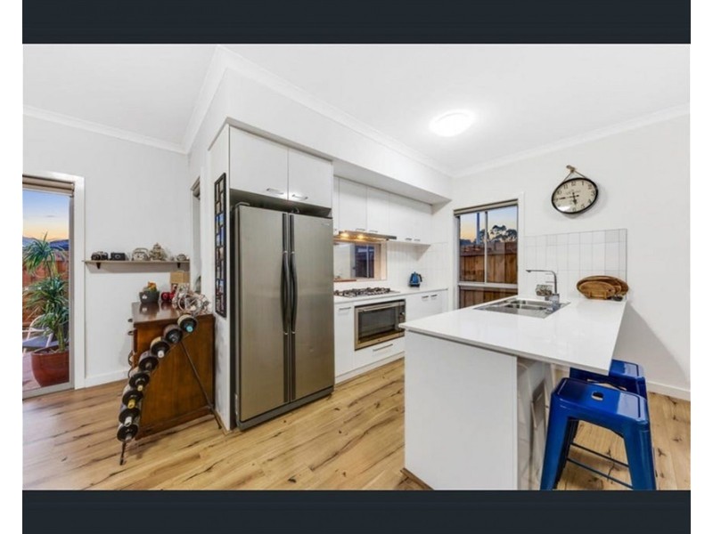 18  Lam Way, Brookfield VIC 3338