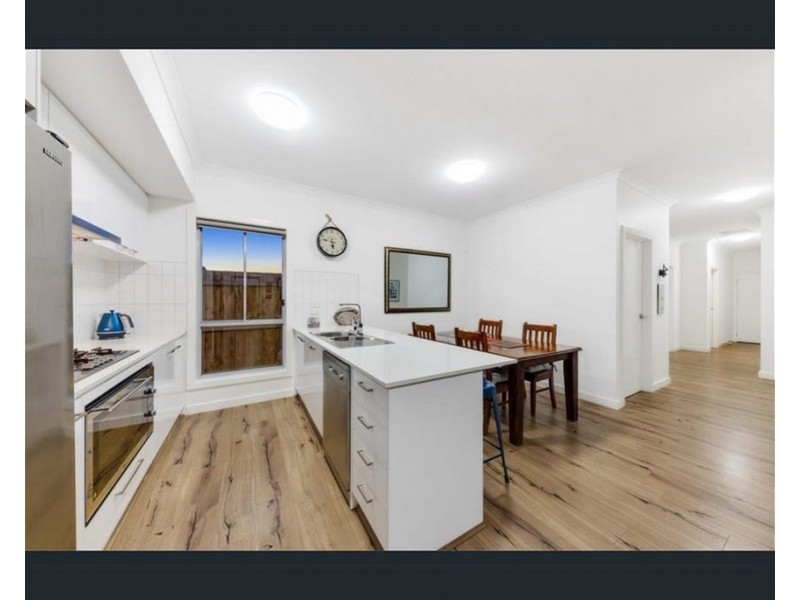 18  Lam Way, Brookfield VIC 3338