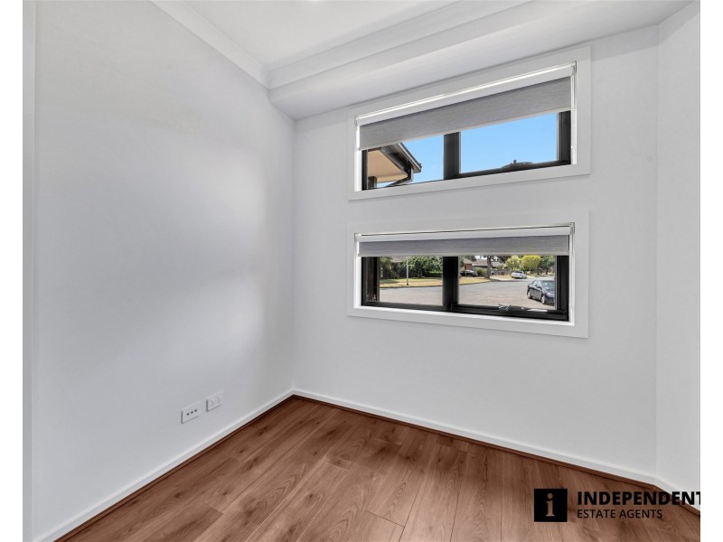 1/80 Marylyn Place, Cranbourne VIC 3977