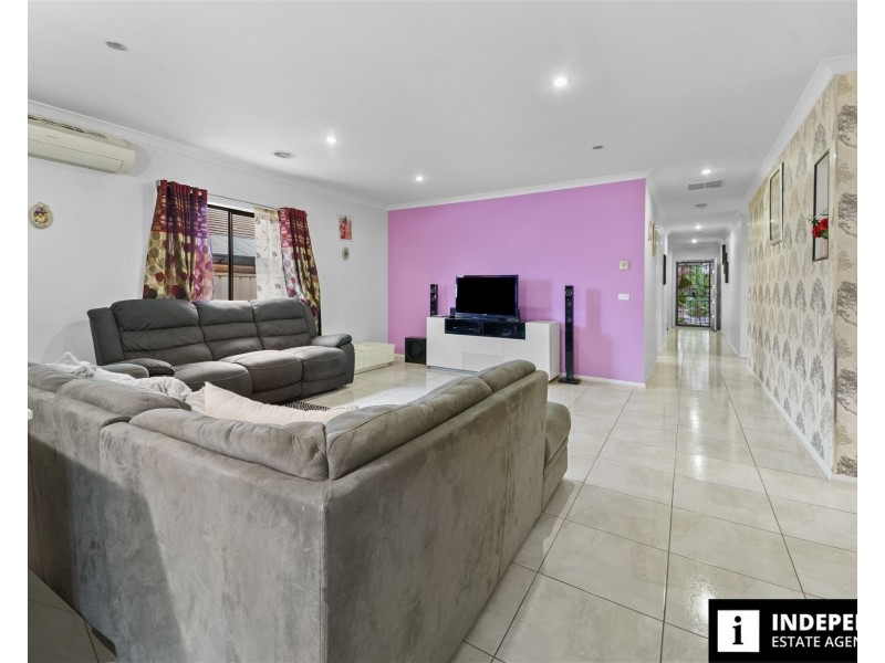 7  Red Fox Boulevard, Brookfield VIC 3338