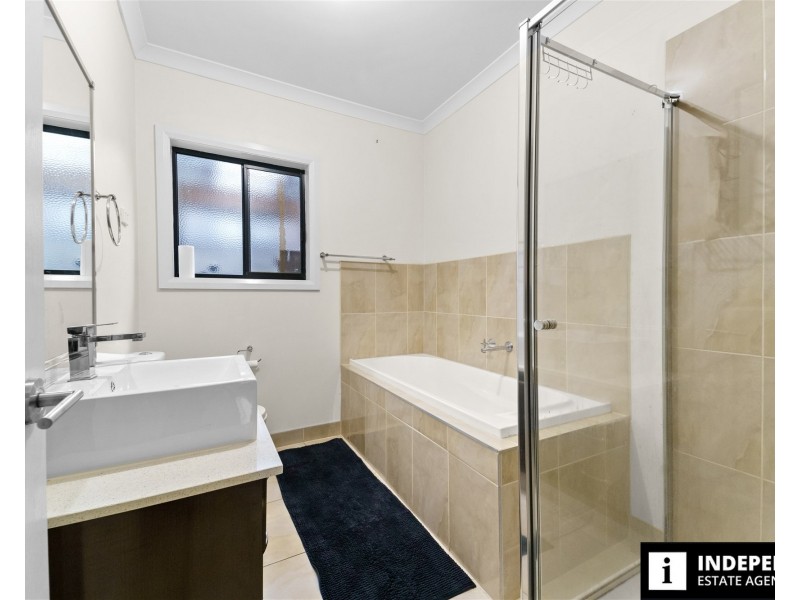 7  Red Fox Boulevard, Brookfield VIC 3338