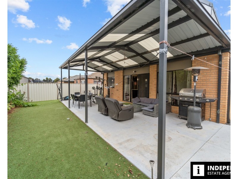 7  Red Fox Boulevard, Brookfield VIC 3338