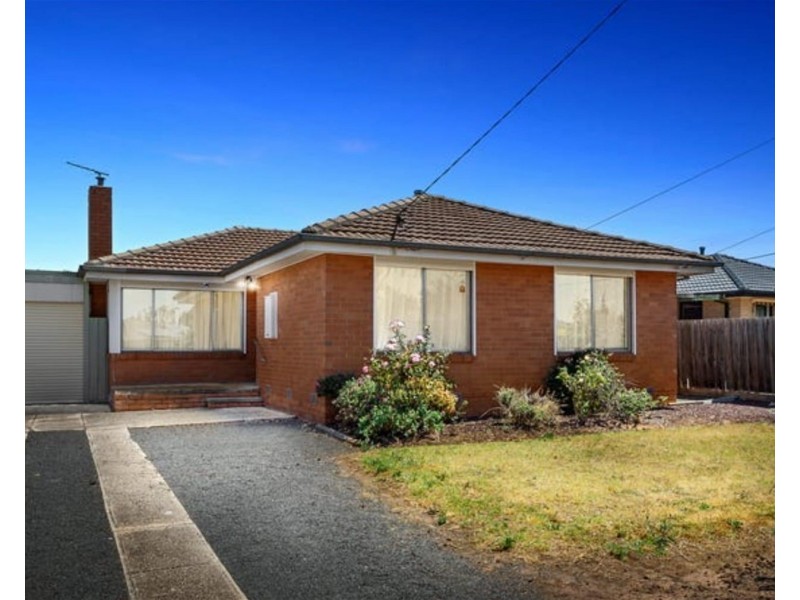 1 Bennett St, Melton South VIC 3338