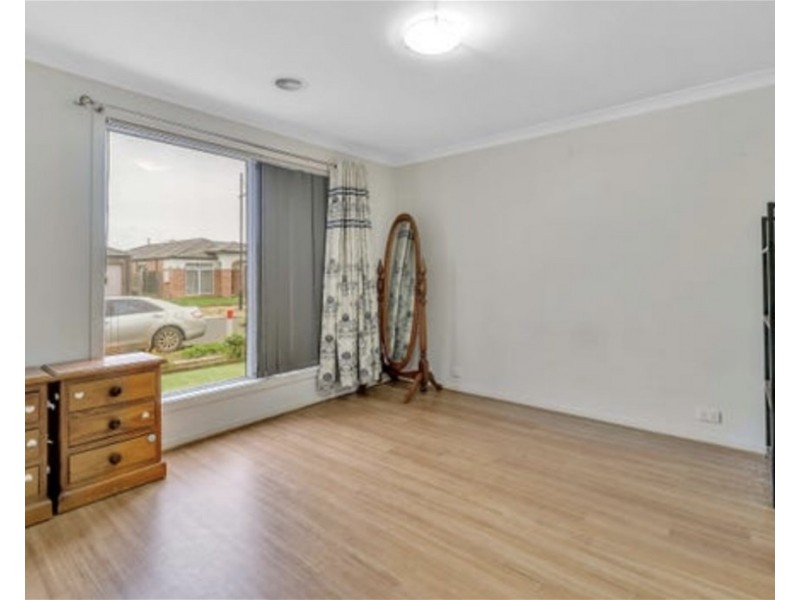 27 Andie Way, Tarneit VIC 3029