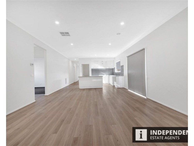 13 Kallara Road, Brookfield VIC 3338