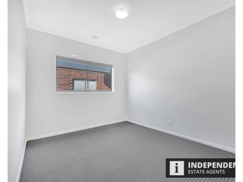 13 Kallara Road, Brookfield VIC 3338
