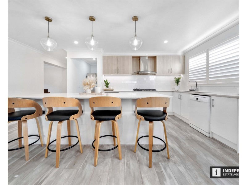 23 Merano Circuit, Cranbourne South VIC 3977