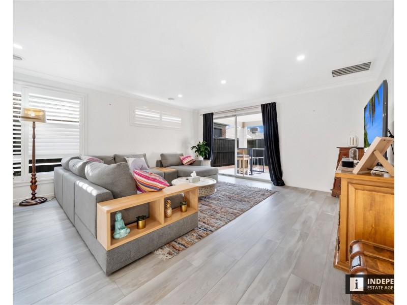 23 Merano Circuit, Cranbourne South VIC 3977