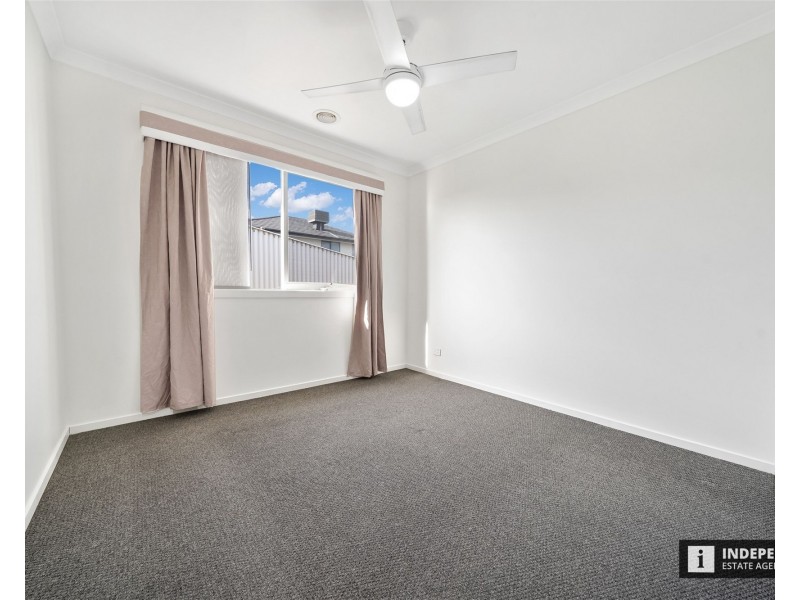 23 Merano Circuit, Cranbourne South VIC 3977