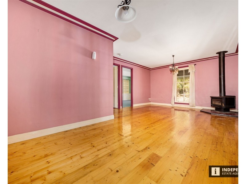 15 Garden Street, Cranbourne East VIC 3977