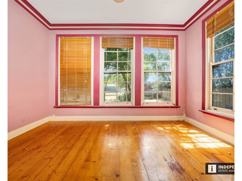 15 Garden Street, Cranbourne East VIC 3977