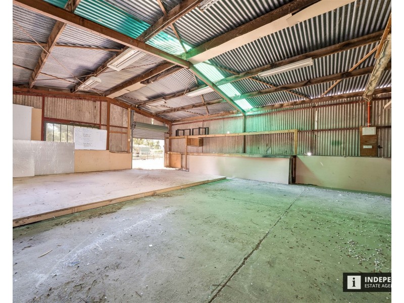 15 Garden Street, Cranbourne East VIC 3977