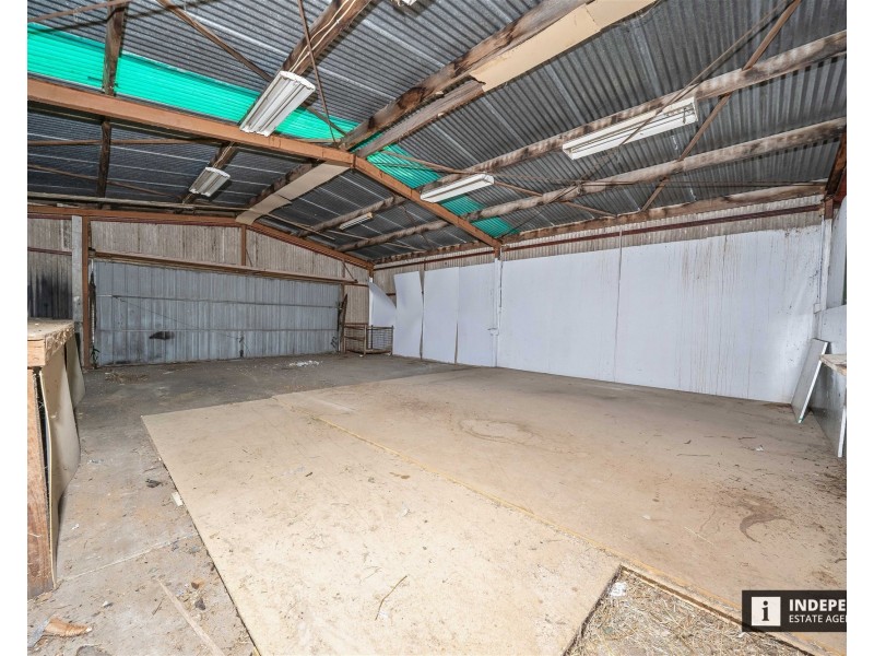 15 Garden Street, Cranbourne East VIC 3977