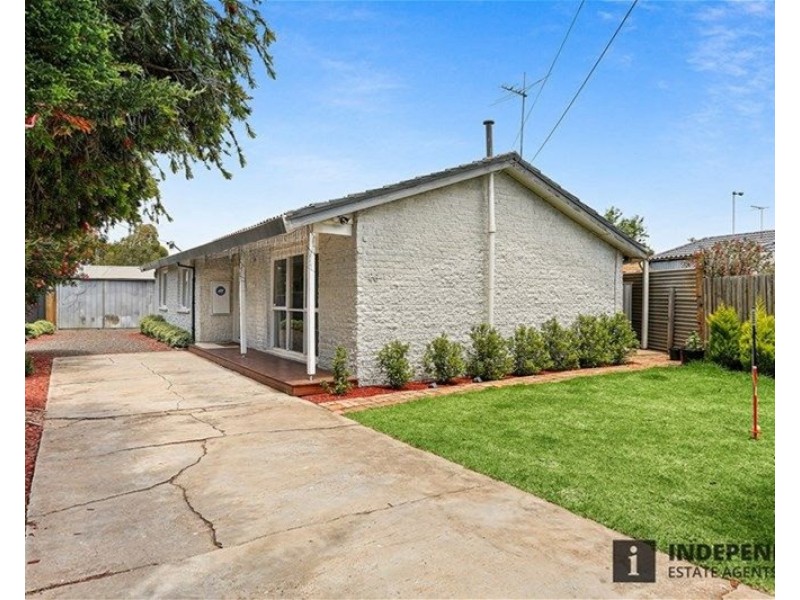 26 Fraser Street, Melton South VIC 3338