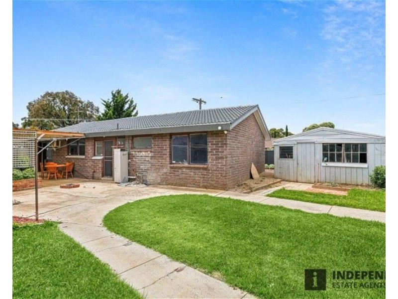 26 Fraser Street, Melton South VIC 3338