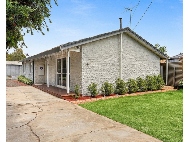 26 Fraser Street, Melton South VIC 3338
