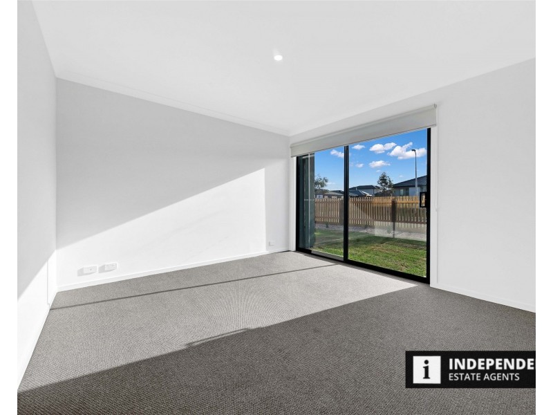 14 Furrow Street, Brookfield VIC 3338