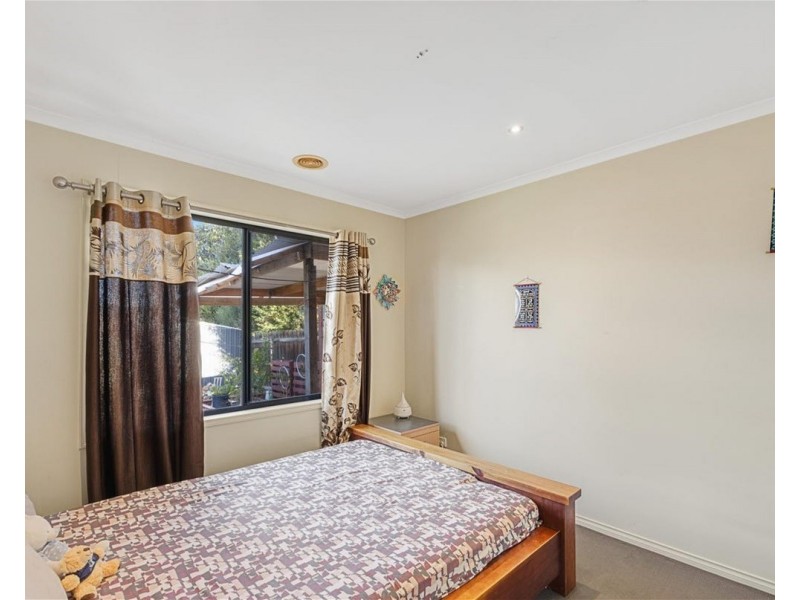 69  Dalray Crescent, Kurunjang VIC 3337