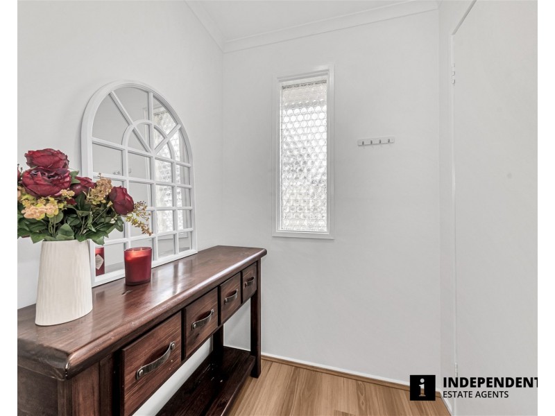 31 Fenfield Street, Cranbourne VIC 3977