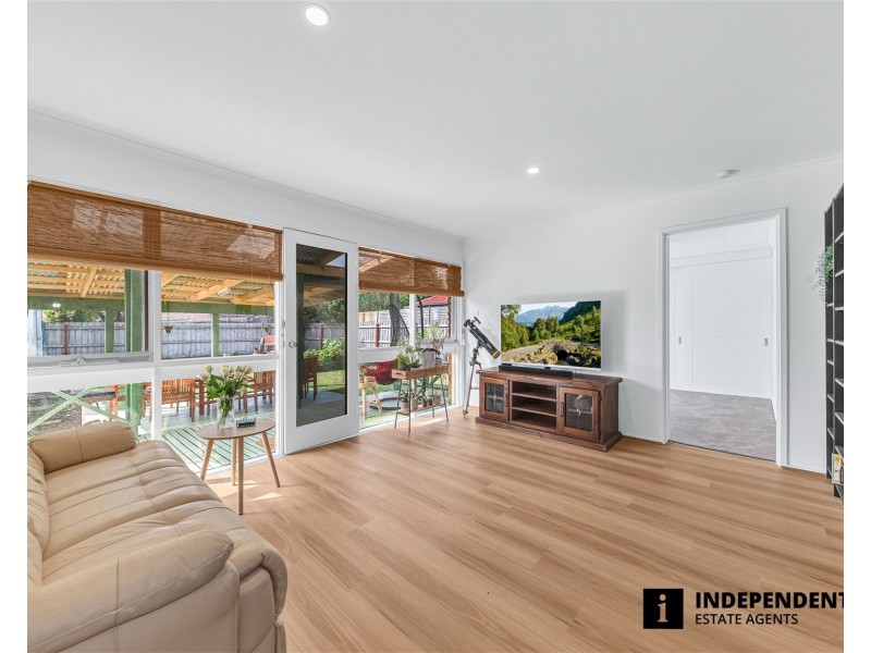31 Fenfield Street, Cranbourne VIC 3977