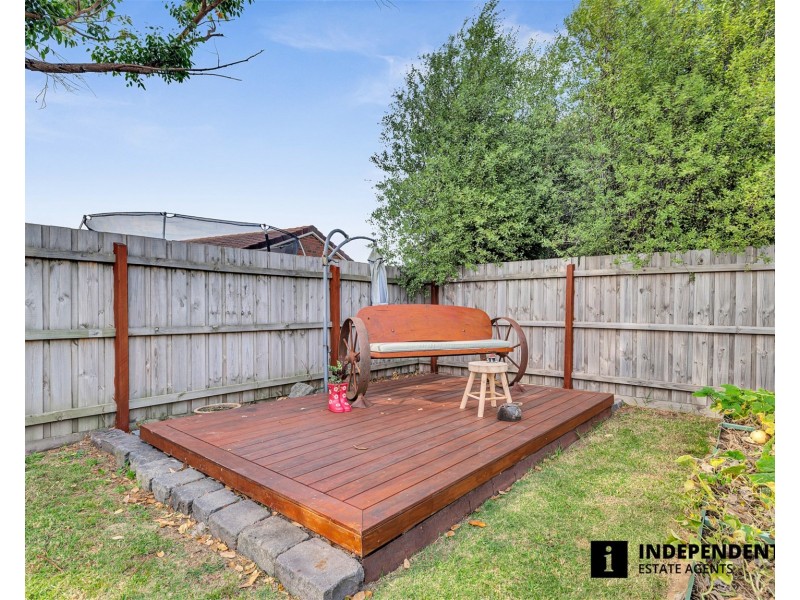 31 Fenfield Street, Cranbourne VIC 3977
