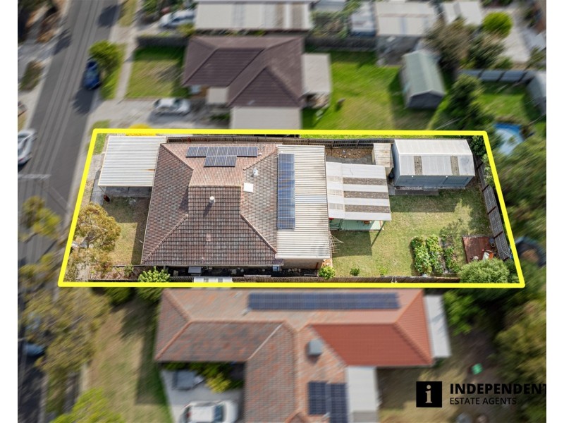 31 Fenfield Street, Cranbourne VIC 3977