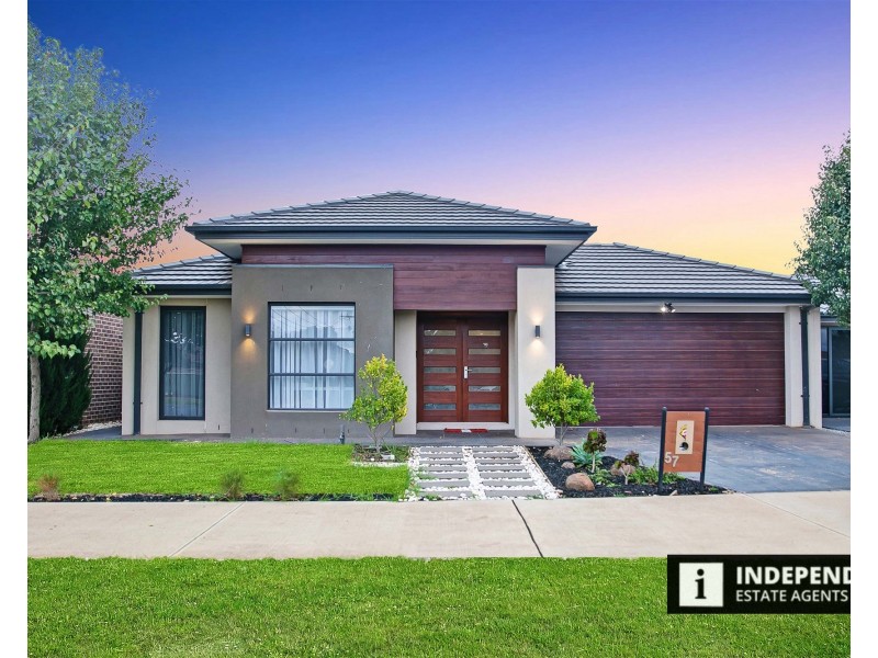57 Rees Road, Melton South VIC 3338
