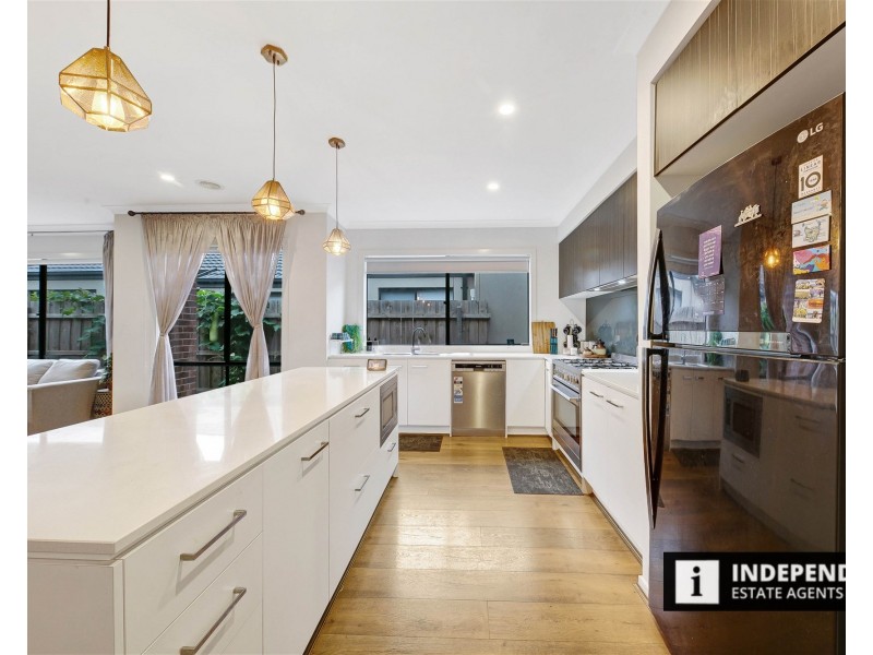 57 Rees Road, Melton South VIC 3338